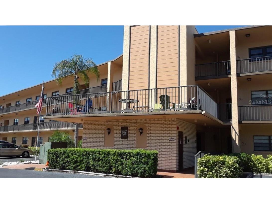 5980 Terrace Park Drive N #302 Saint Petersburg FL 33709 U8147906 image1