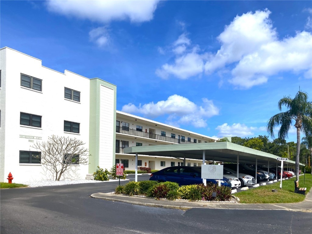 5980 Terrace Park Drive N #307 Saint Petersburg FL 33709 U8196561 image1