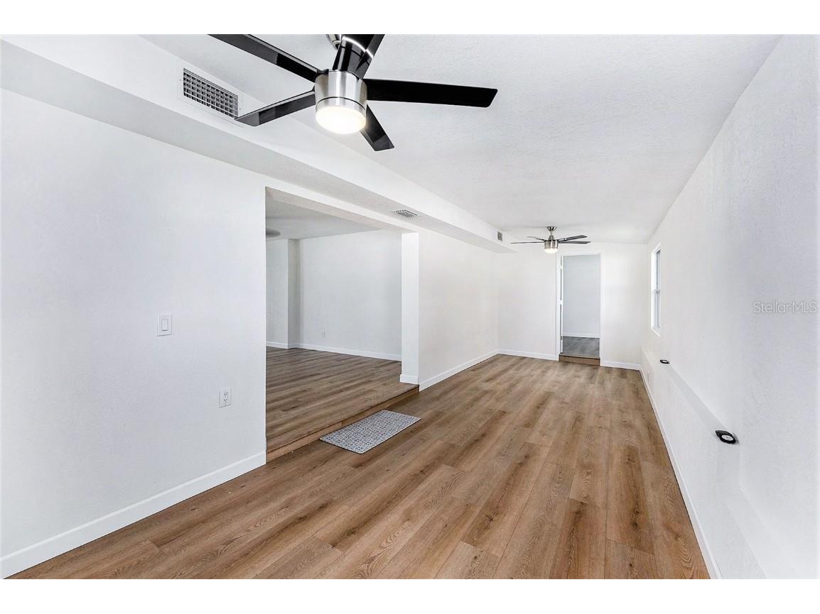 5984 30th Avenue N Saint Petersburg FL 33710 TB8416857 image26