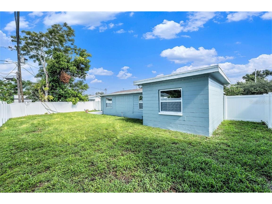 5984 30th Avenue N Saint Petersburg FL 33710 TB8416857 image29