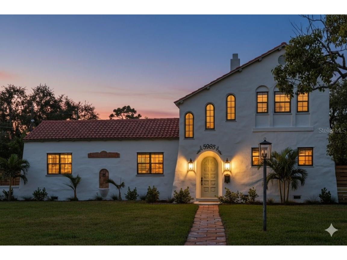 5985 3rd Avenue N Saint Petersburg FL 33710 TB8430160 image1