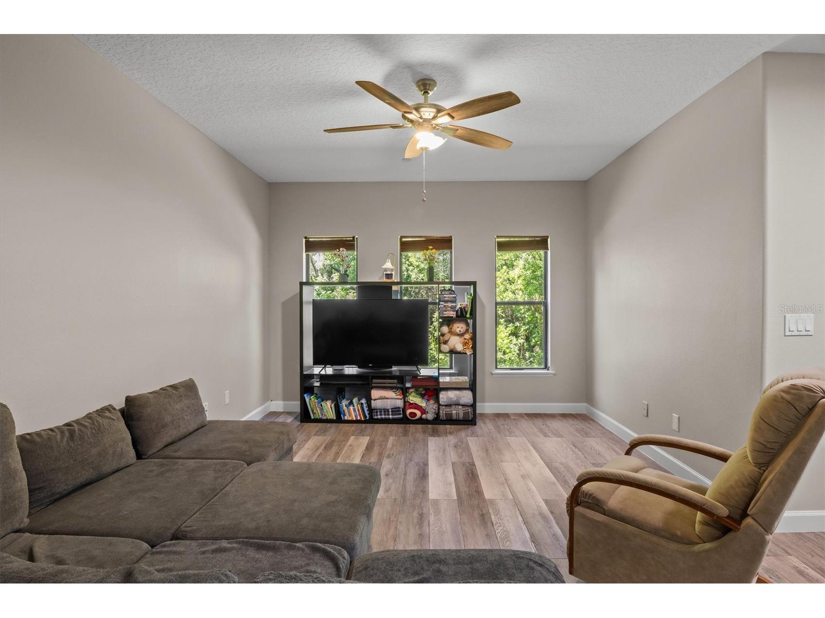 5986 Tivoli Gardens Boulevard Orlando FL 32829 P4938503 image9