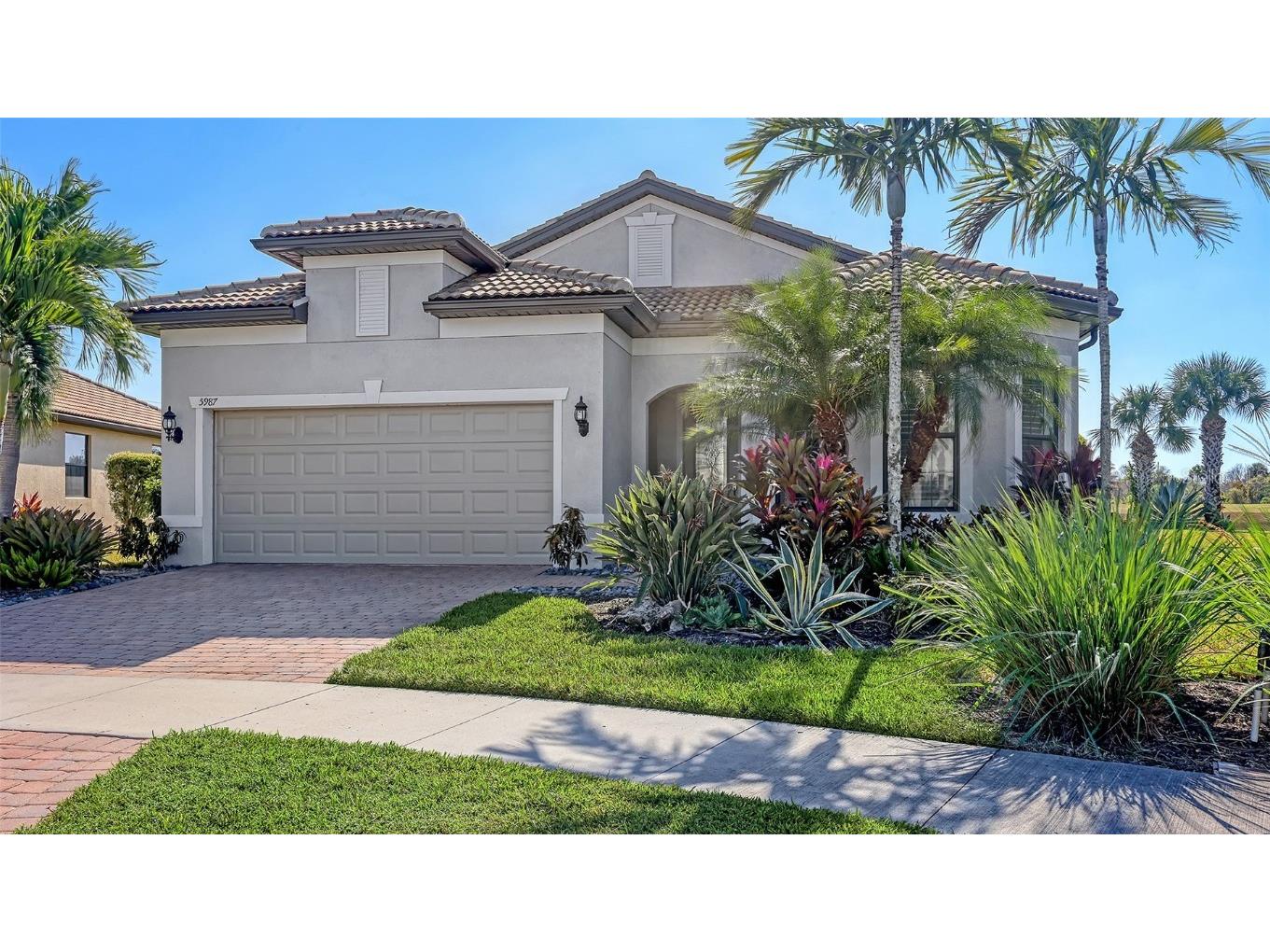 5987 Snowy Egret Drive Sarasota FL 34238 A4672568 image2