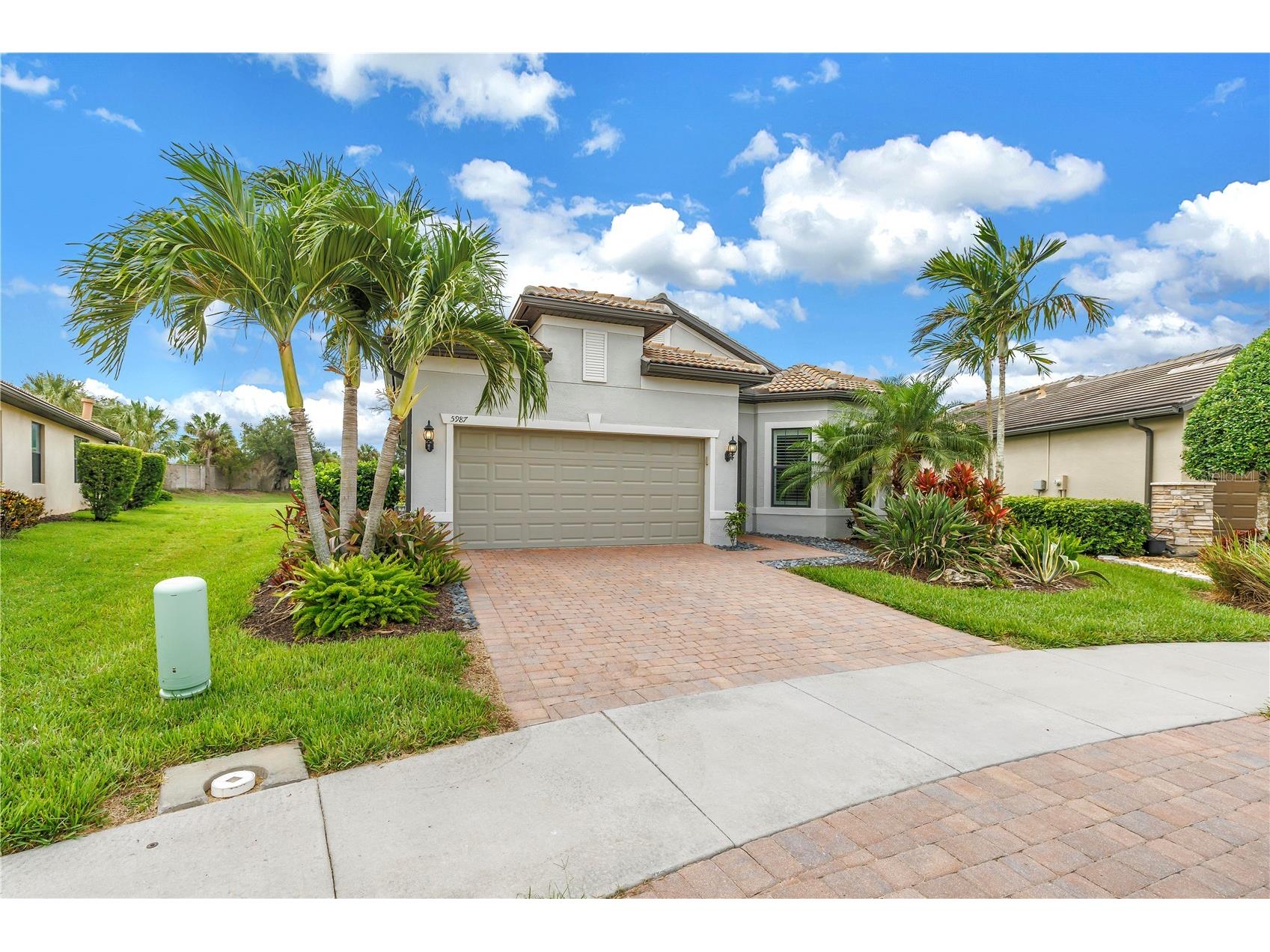 5987 Snowy Egret Drive Sarasota FL 34238 A4695712 image3