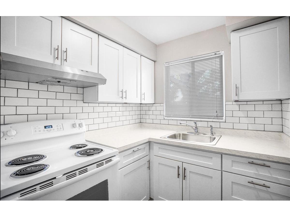 5991 Fairfield Avenue S #4 Saint Petersburg FL 33707 TB8485094 image5