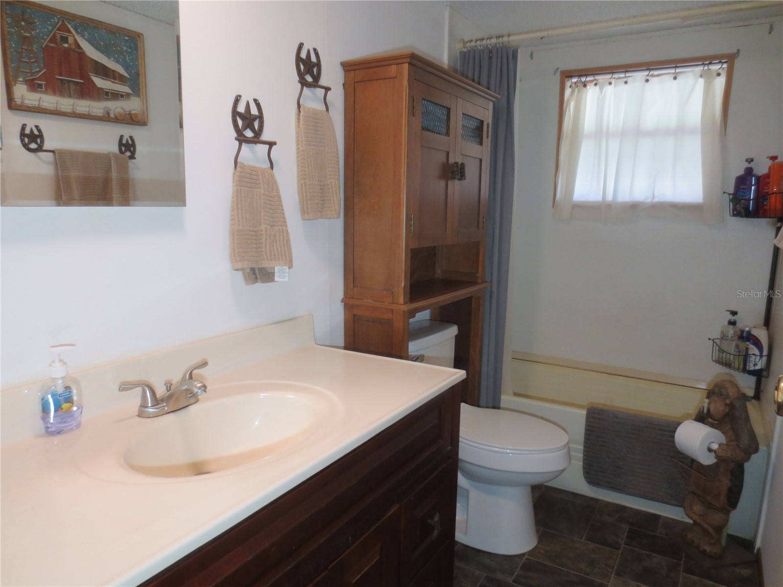 5995 SE 183rd Avenue Road Ocklawaha FL 32179 OM725783 image49