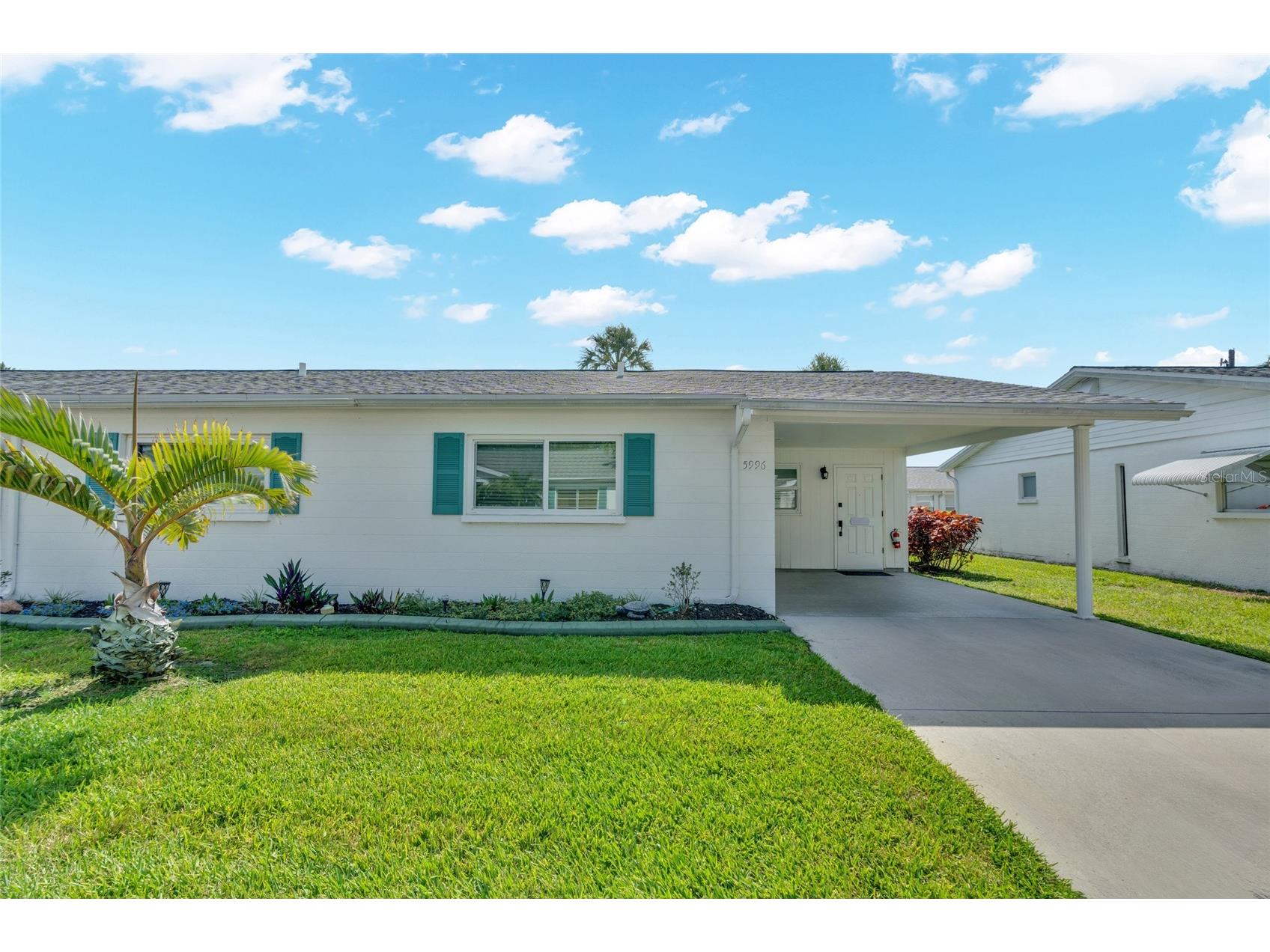 5996 Hibiscus Drive #6 Bradenton FL 34207 A4693883 image2