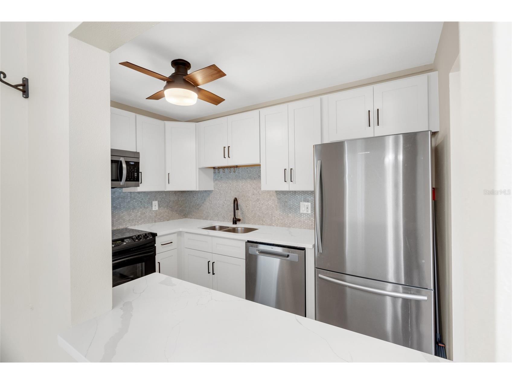 5996 Hibiscus Drive #6 Bradenton FL 34207 A4693883 image21