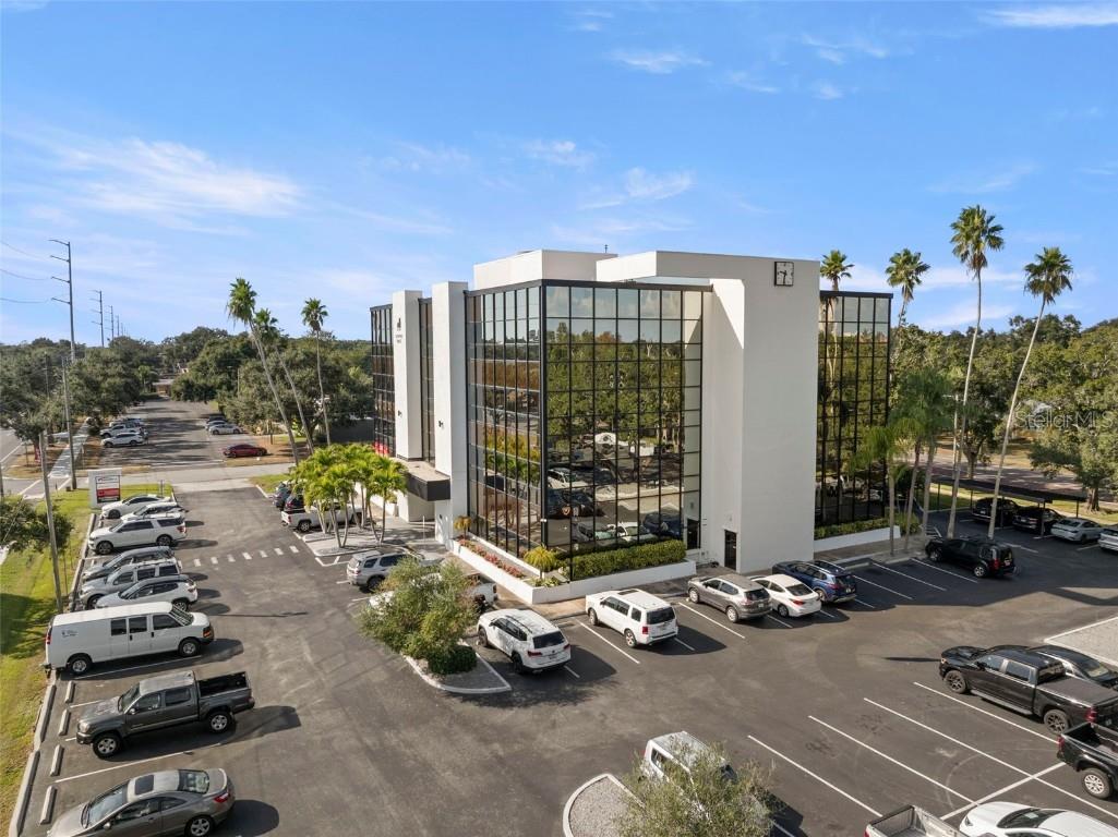 5999 Central Avenue #200 Saint Petersburg FL 33710 TB8462553 image1