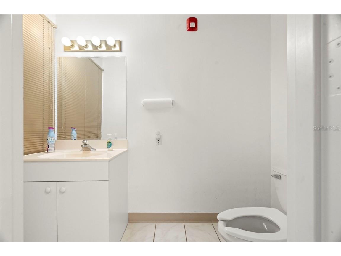 5999 Central Avenue #200 Saint Petersburg FL 33710 TB8462553 image23