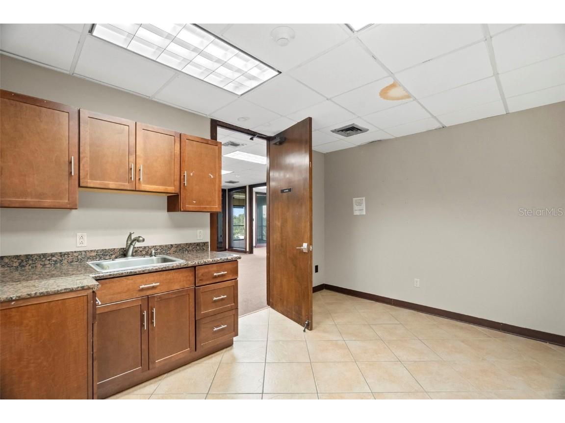 5999 Central Avenue #400 Saint Petersburg FL 33710 TB8462613 image14