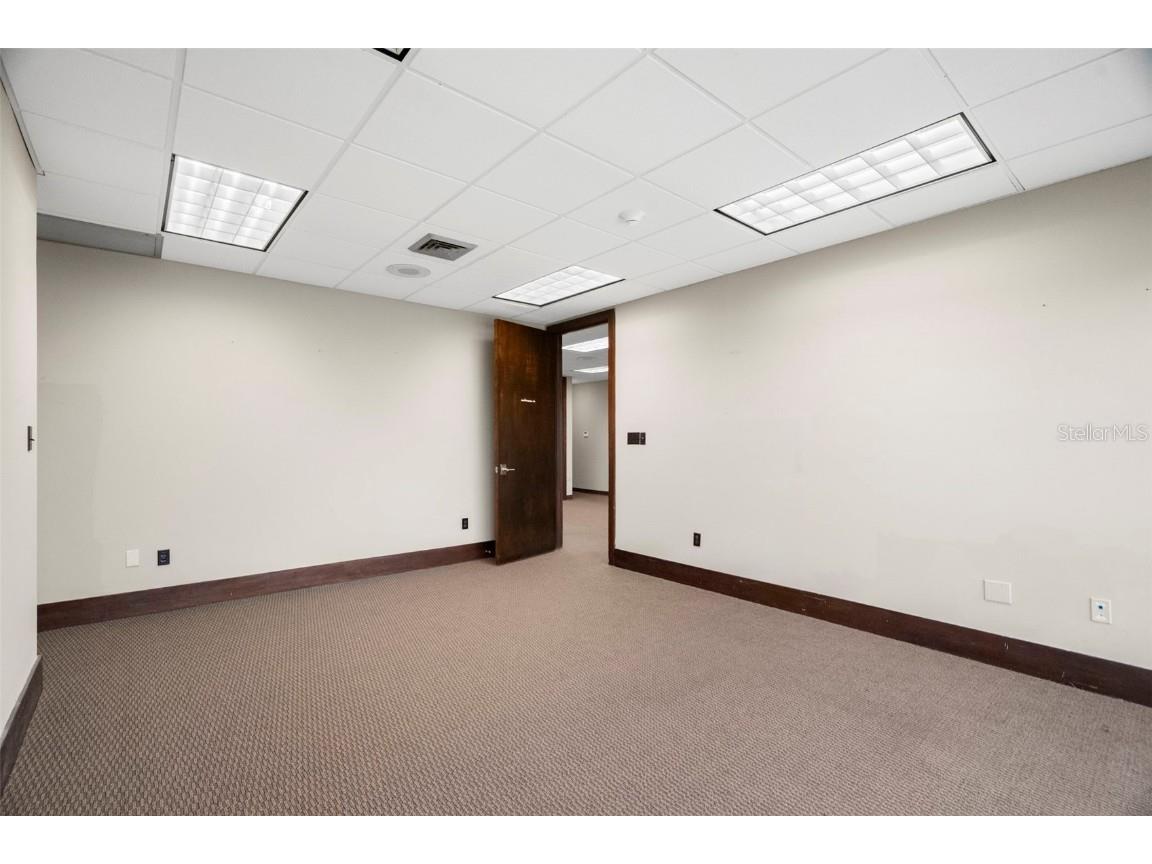 5999 Central Avenue #400 Saint Petersburg FL 33710 TB8462613 image27