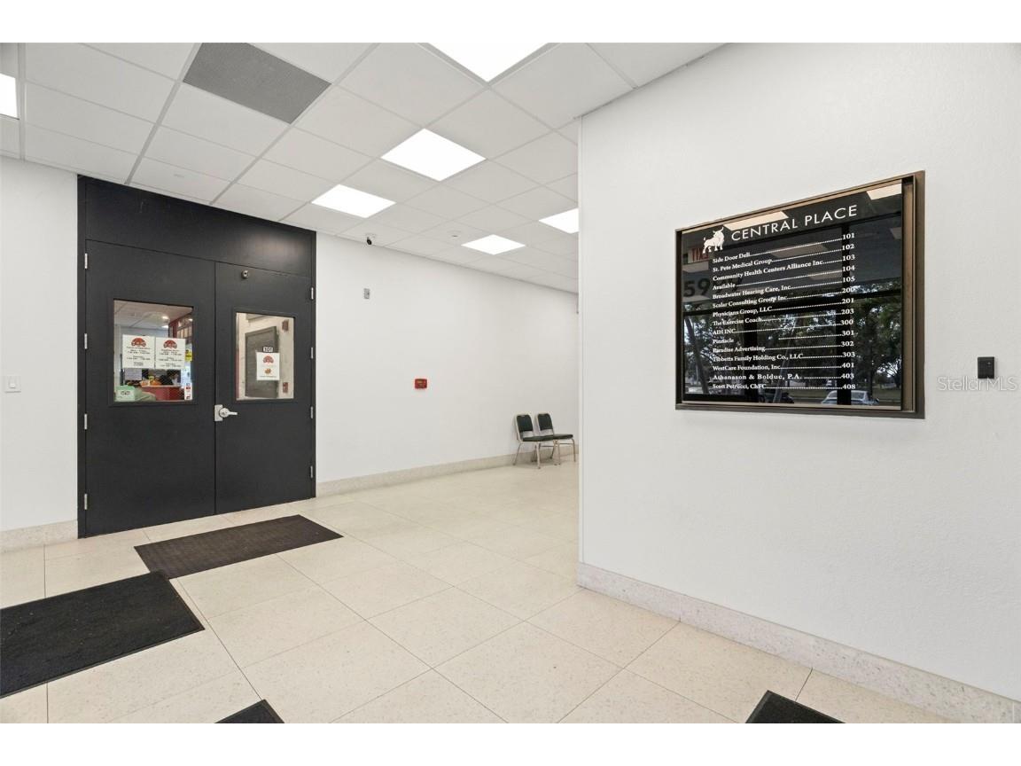 5999 Central Avenue #400 Saint Petersburg FL 33710 TB8462613 image4