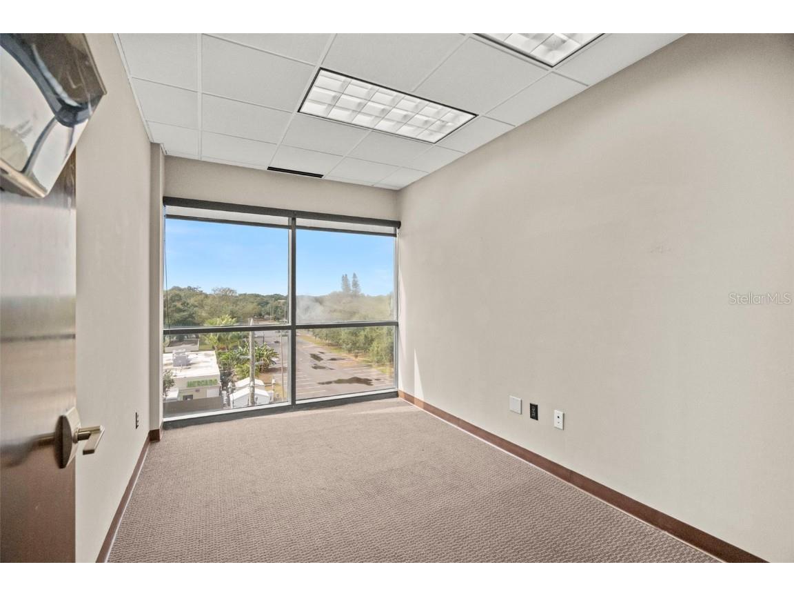 5999 Central Avenue #400 Saint Petersburg FL 33710 TB8462613 image45