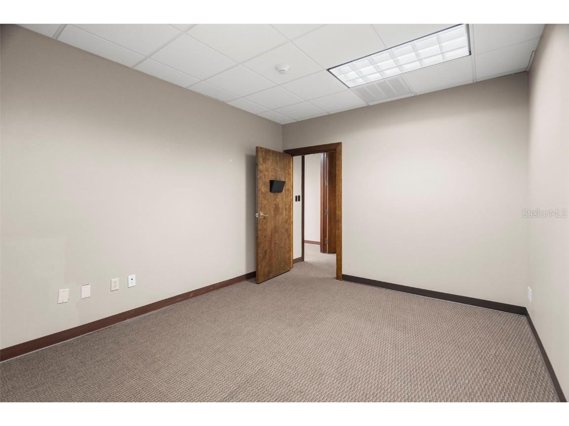 5999 Central Avenue #400 Saint Petersburg FL 33710 TB8462613 image49