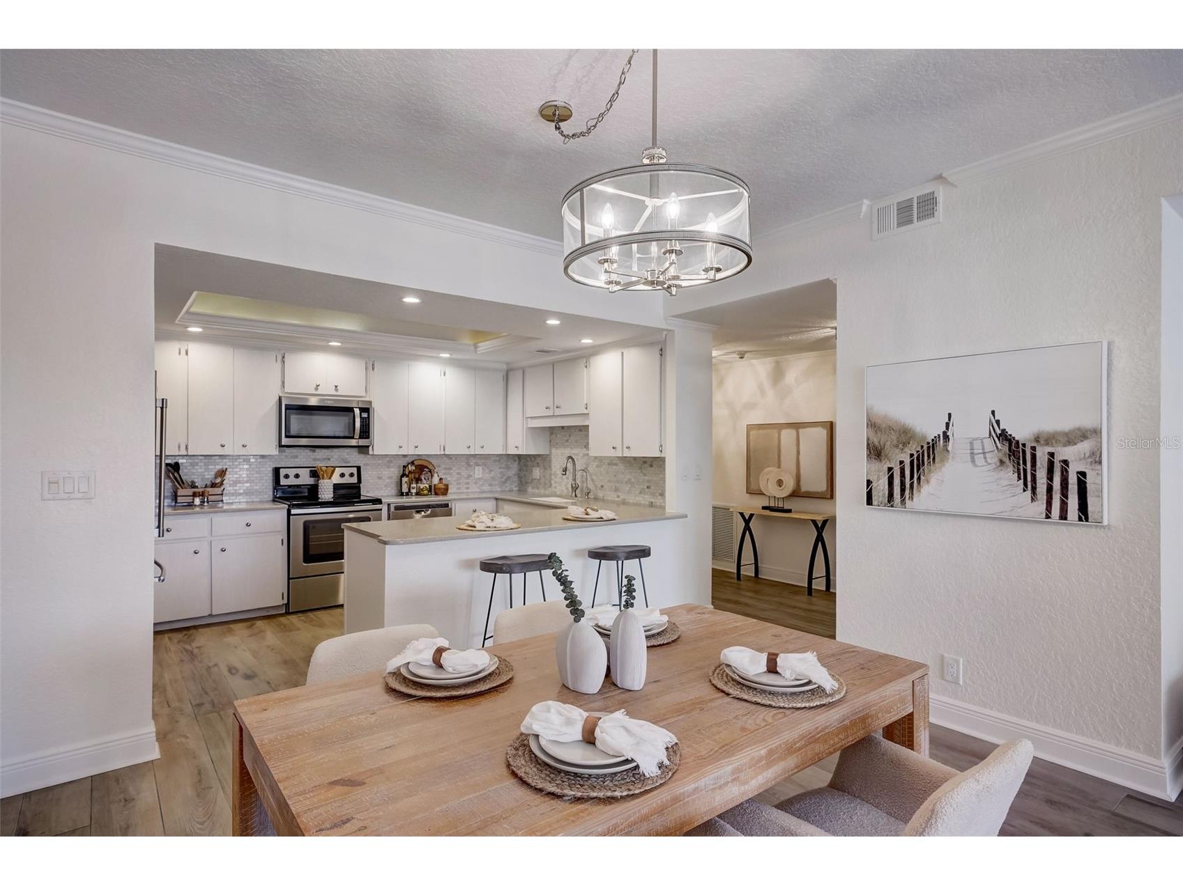6 Belleview Boulevard #101 Belleair FL 33756 TB8510910 image6