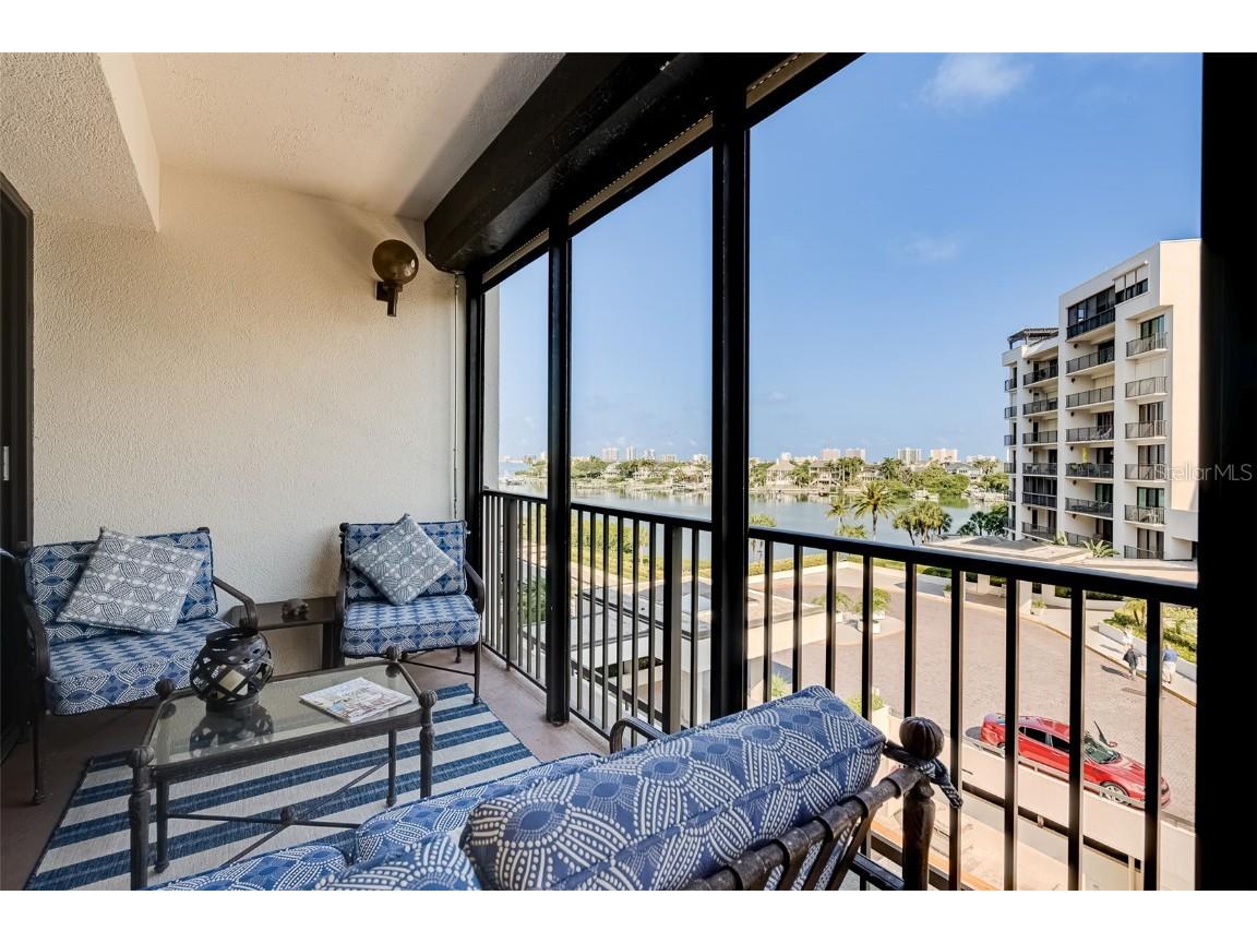 6 Belleview Boulevard #403 Belleair FL 33756 - CLEARWATER BAY U8163023 image1