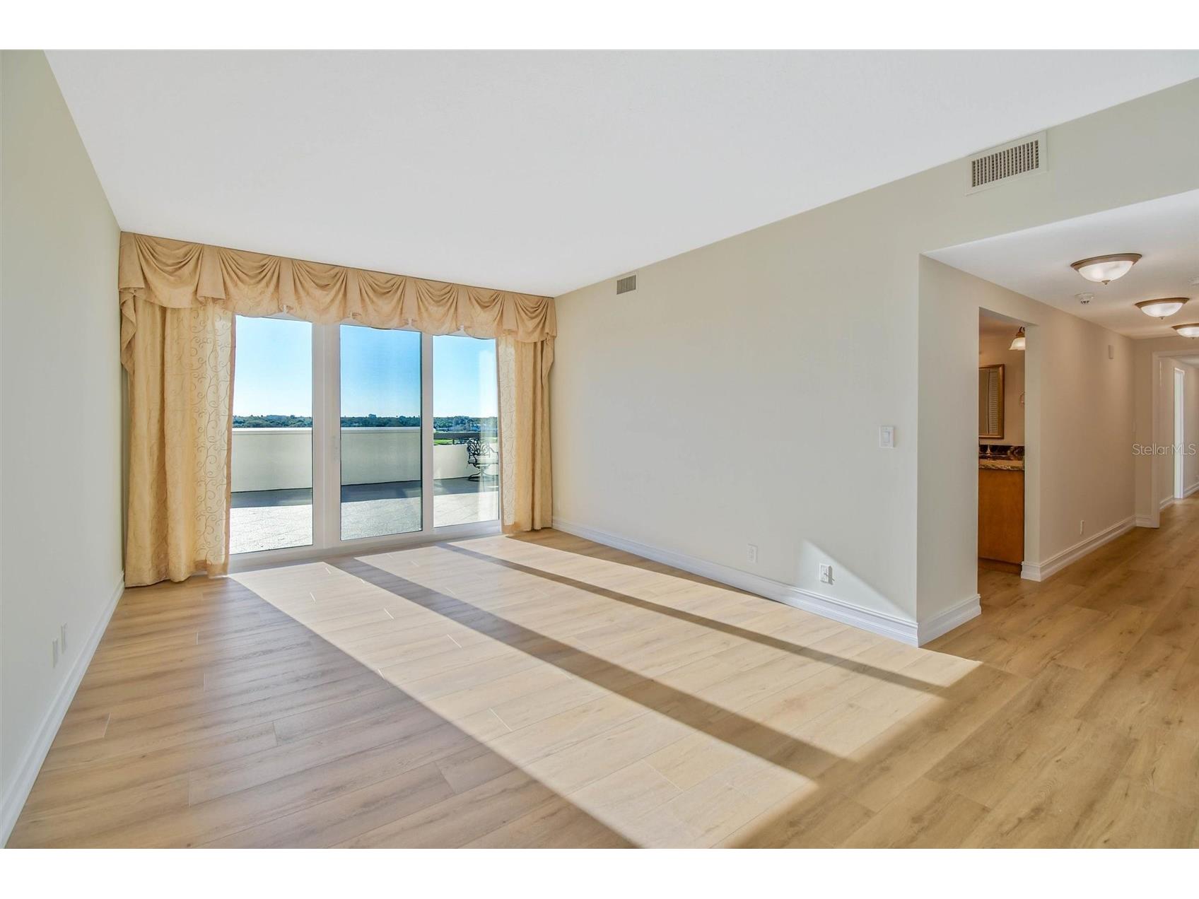 6 Belleview Boulevard #801 Belleair FL 33756 TB8467770 image15