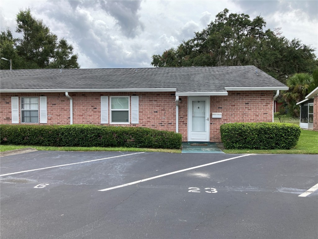 6 Fairway Court #6 Deland FL 32724 V4931961 image1