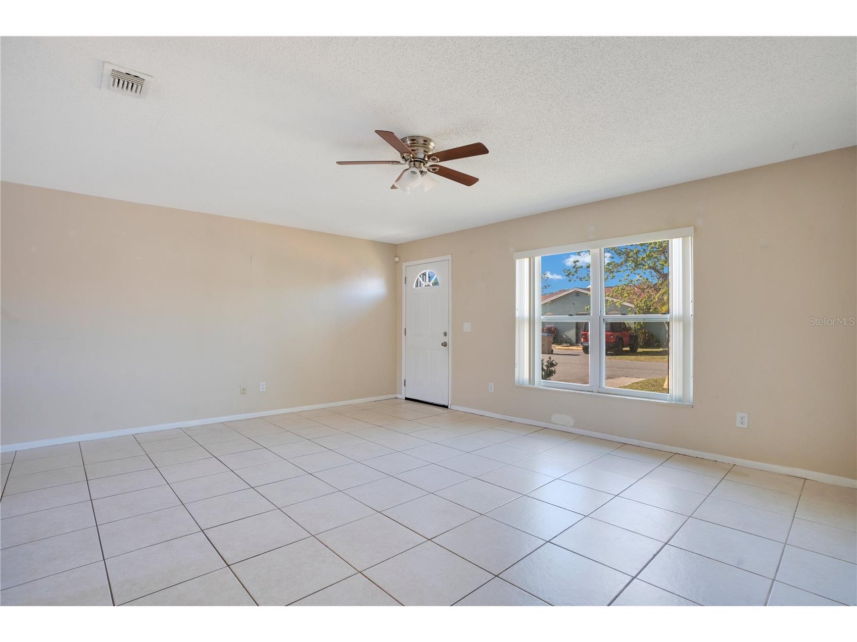 6 Lago Mesa Way Kissimmee FL 34743 S5147233 image4