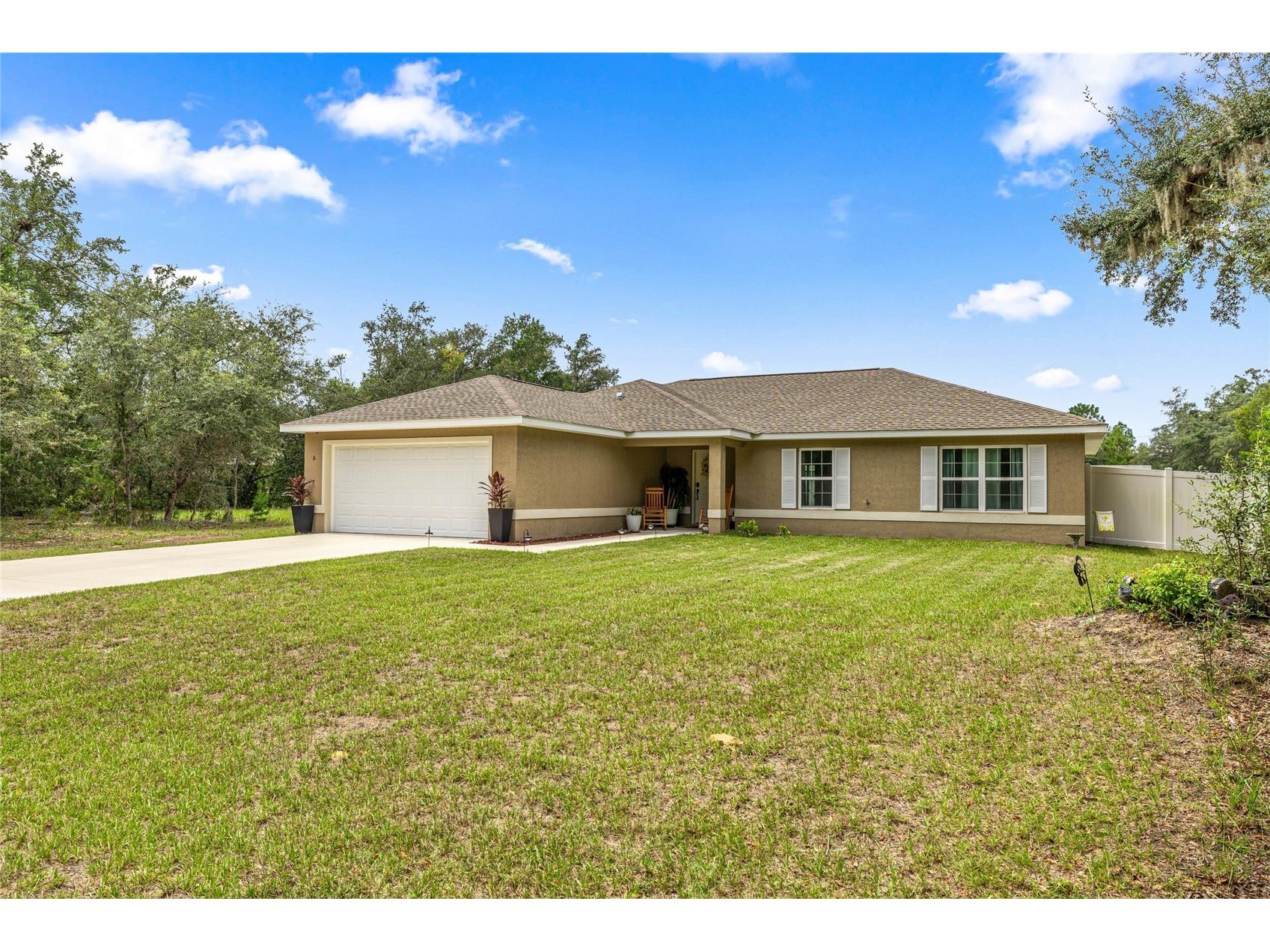 6 Malauka Radial Lane Ocklawaha FL 32179 OM708105 image1