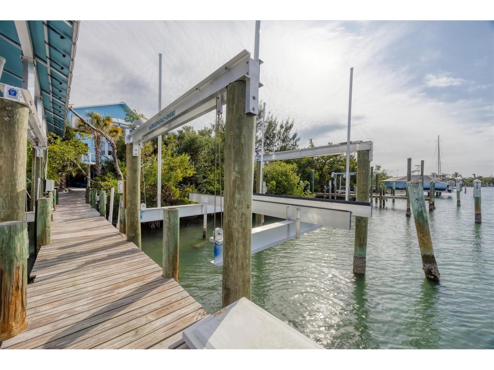 6 Point Way Placida FL 33946 - LEMON BAY AND INTRACOASTAL D6145627 image4