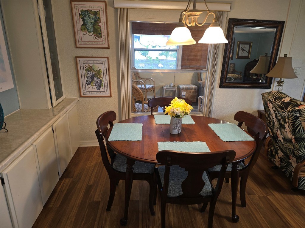 6 S Botany Bay Circle Englewood FL 34223 - FOUNTAIN VIEW A4675447 image10