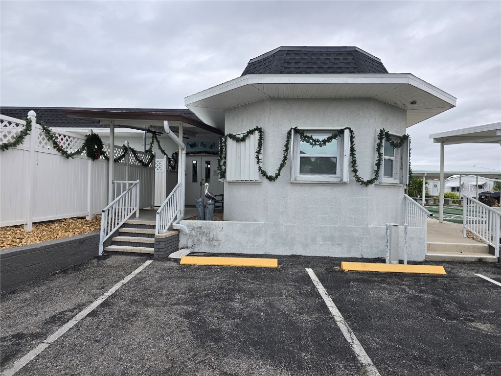 6 S Botany Bay Circle Englewood FL 34223 - FOUNTAIN VIEW A4675447 image27