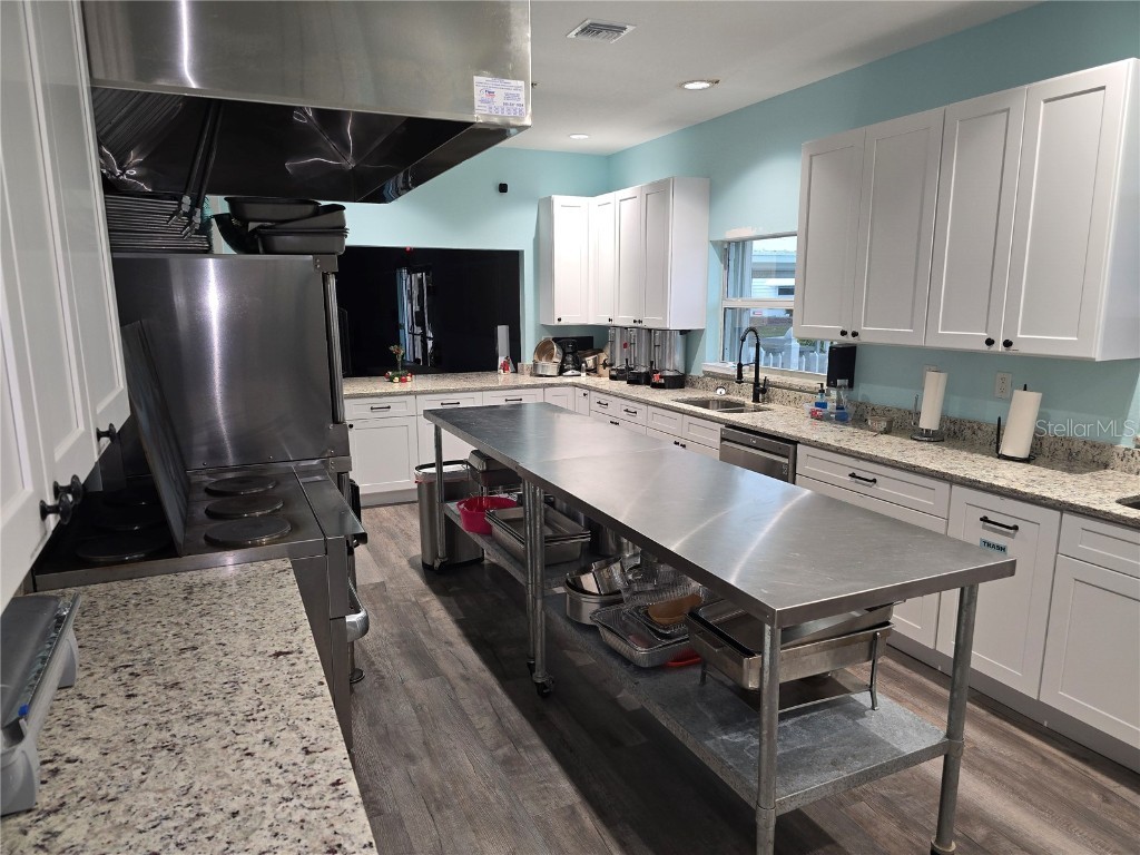 6 S Botany Bay Circle Englewood FL 34223 - FOUNTAIN VIEW A4675447 image29