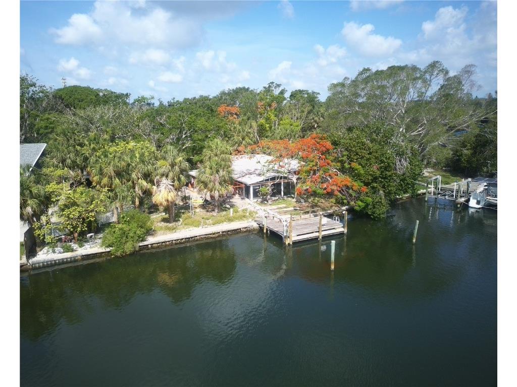 6 Sea Lane S Saint Petersburg FL 33705 - BIG BAYOU TB8379574 image1