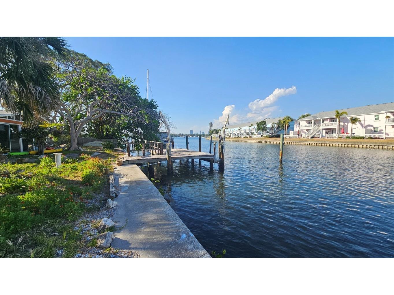 6 Sea Lane S Saint Petersburg FL 33705 - BIG BAYOU TB8379574 image5