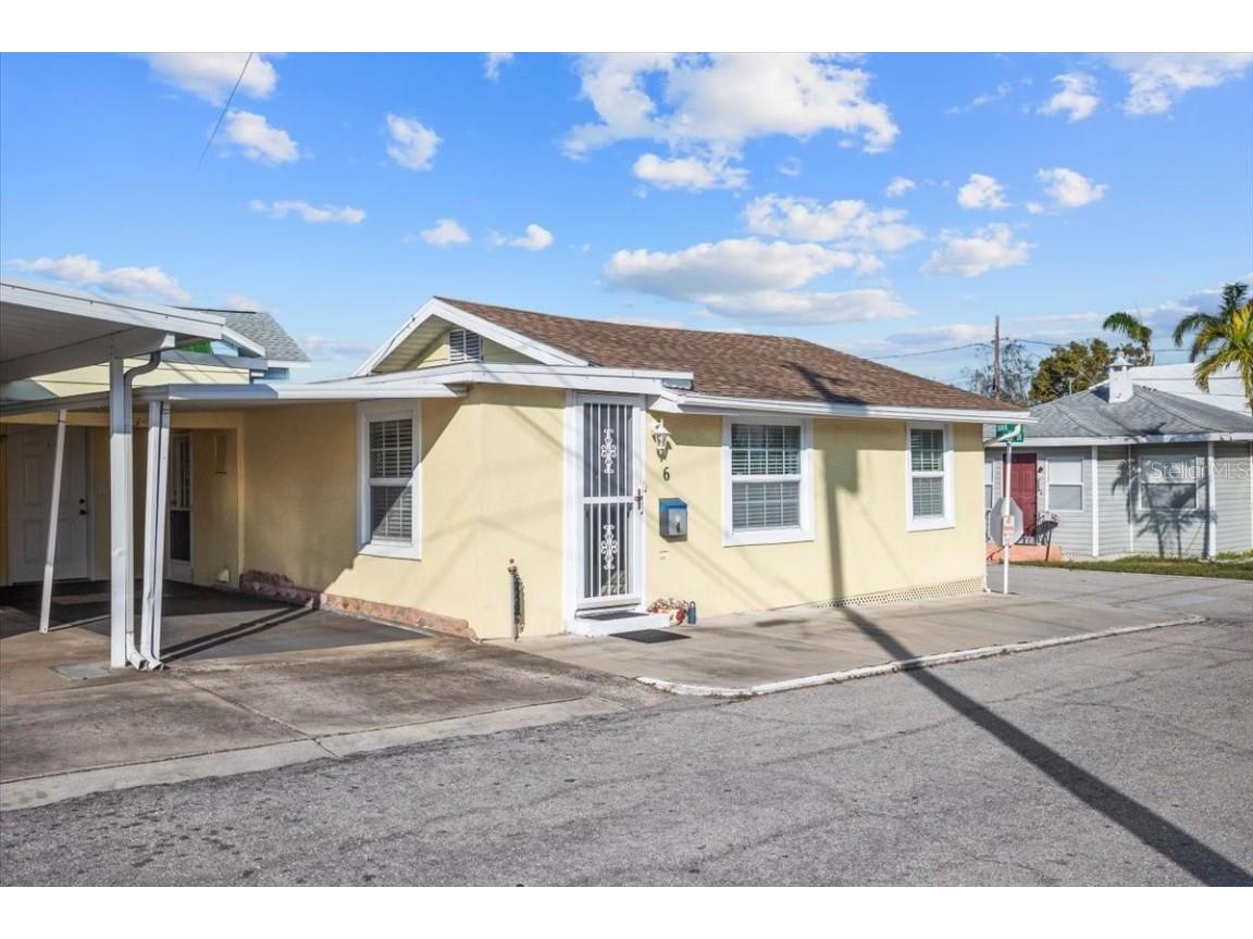 6 Seminole Drive Bradenton FL 34208 A4633111 image1