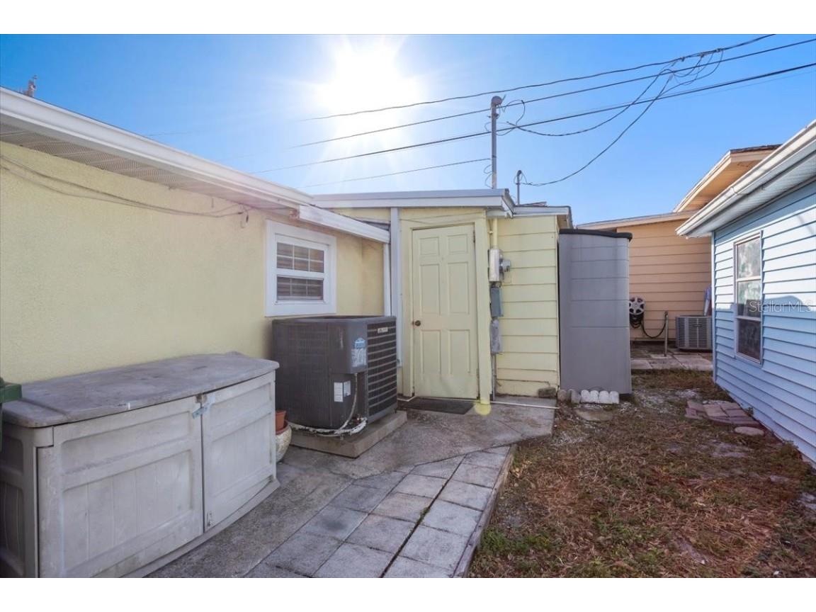 6 Seminole Drive Bradenton FL 34208 A4633111 image17