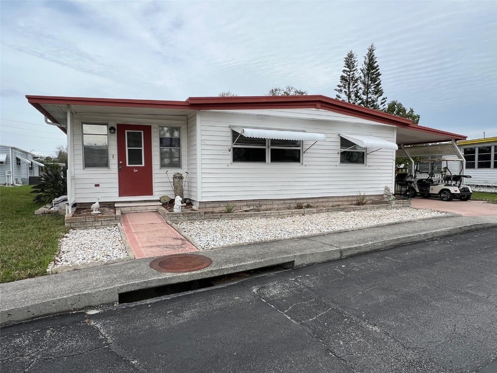 6 Thatch Palm Street E Largo FL 33770 TB8354498 image1