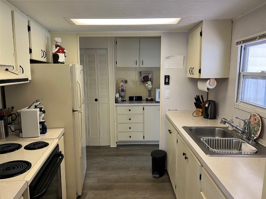 6 Thatch Palm Street E Largo FL 33770 TB8354498 image7