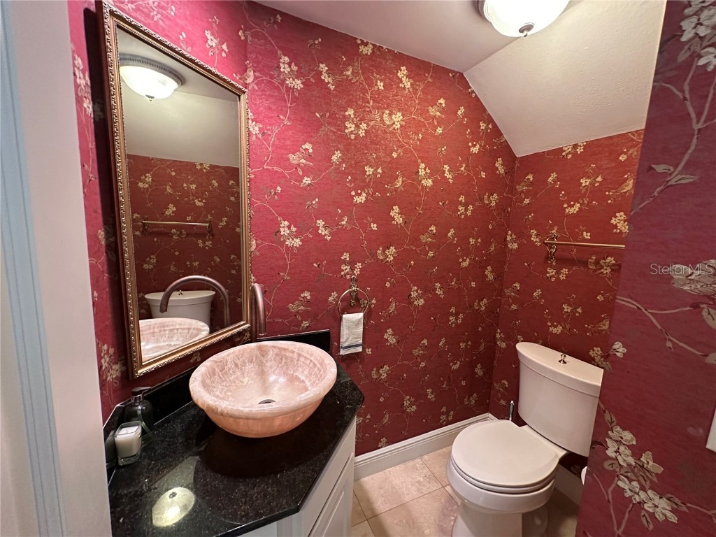 60 Bishops Court Road #114 Osprey FL 34229 A4648193 image13