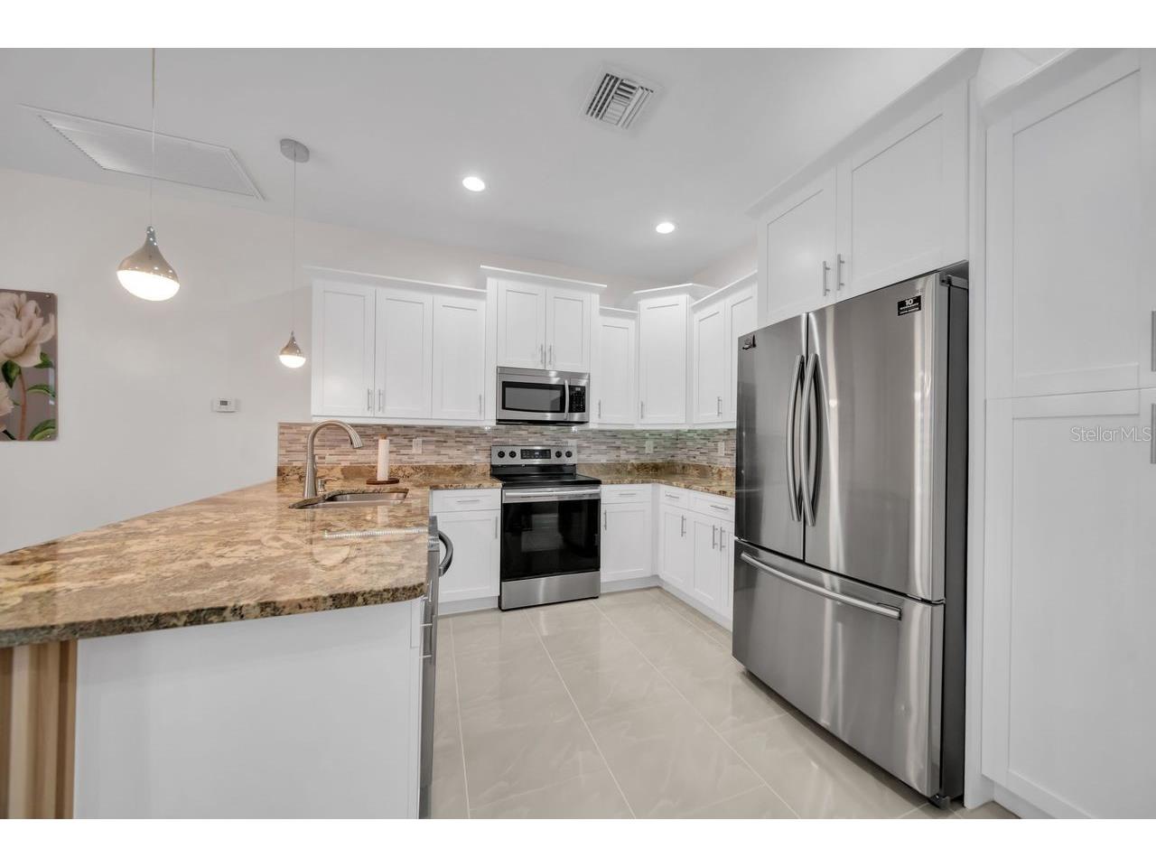 60 Floyd Avenue S Lehigh Acres FL 33976 A4696647 image10