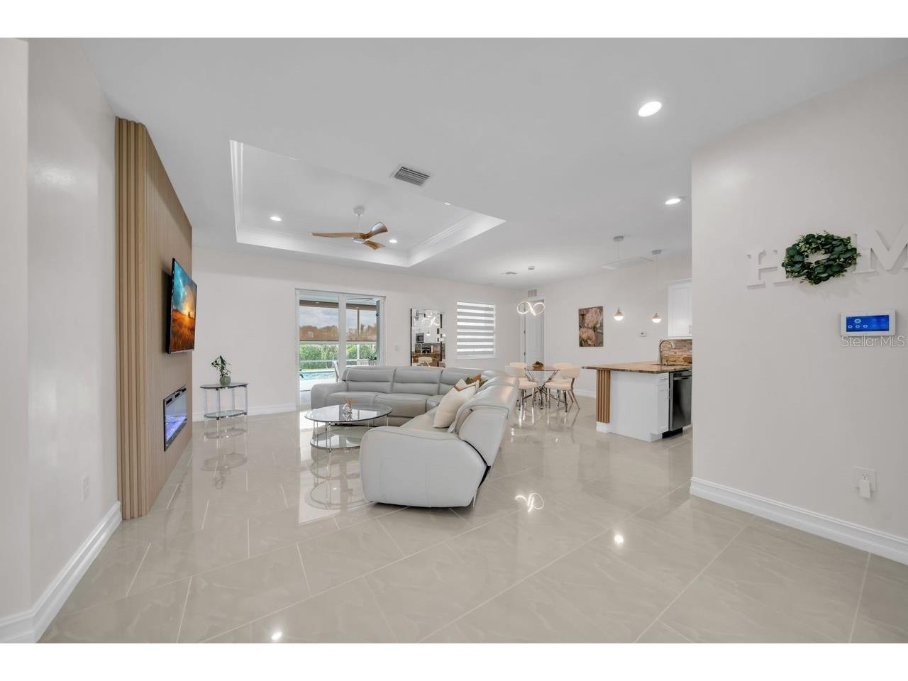 60 Floyd Avenue S Lehigh Acres FL 33976 A4696647 image8