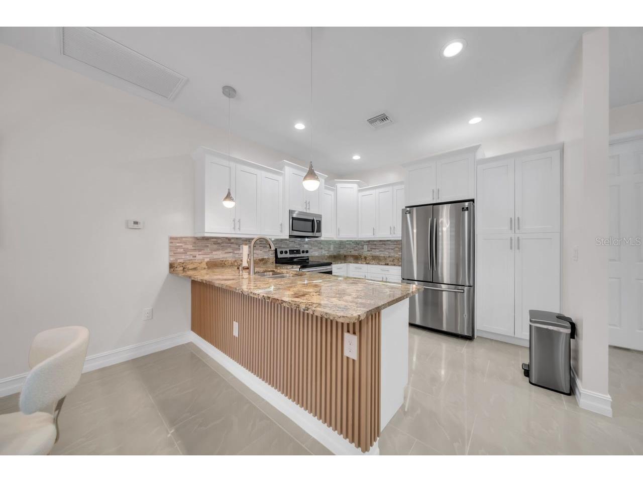 60 Floyd Avenue S Lehigh Acres FL 33976 A4696647 image9