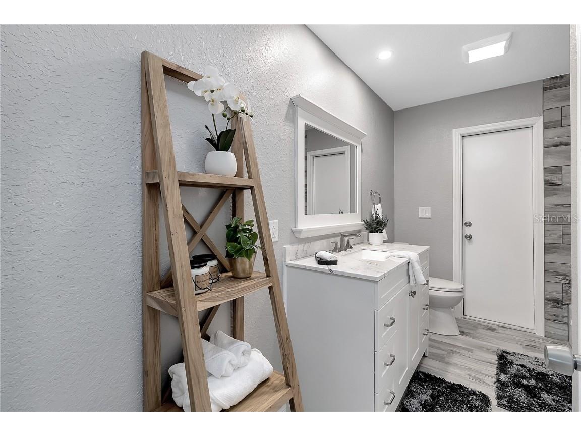 60 Golfview Road Rotonda West FL 33947 C7498757 image18