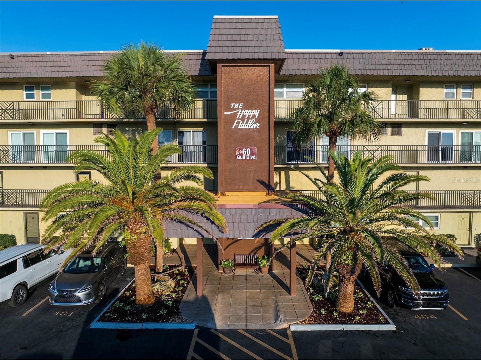 60 Gulf Boulevard #201 Indian Rocks Beach FL 33785 - GULF TB8472207 image1