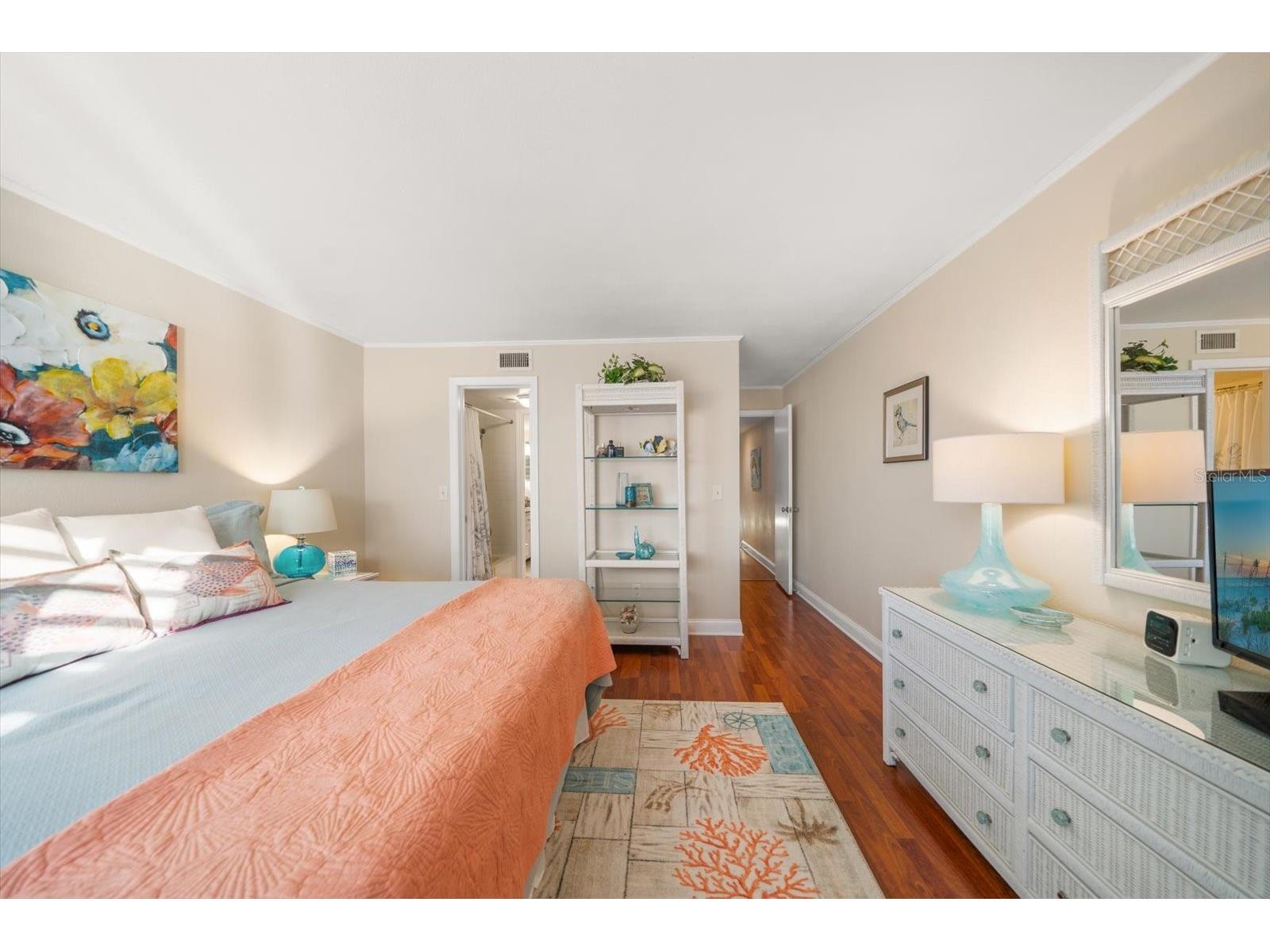 60 Gulf Boulevard #201 Indian Rocks Beach FL 33785 - GULF TB8472207 image26