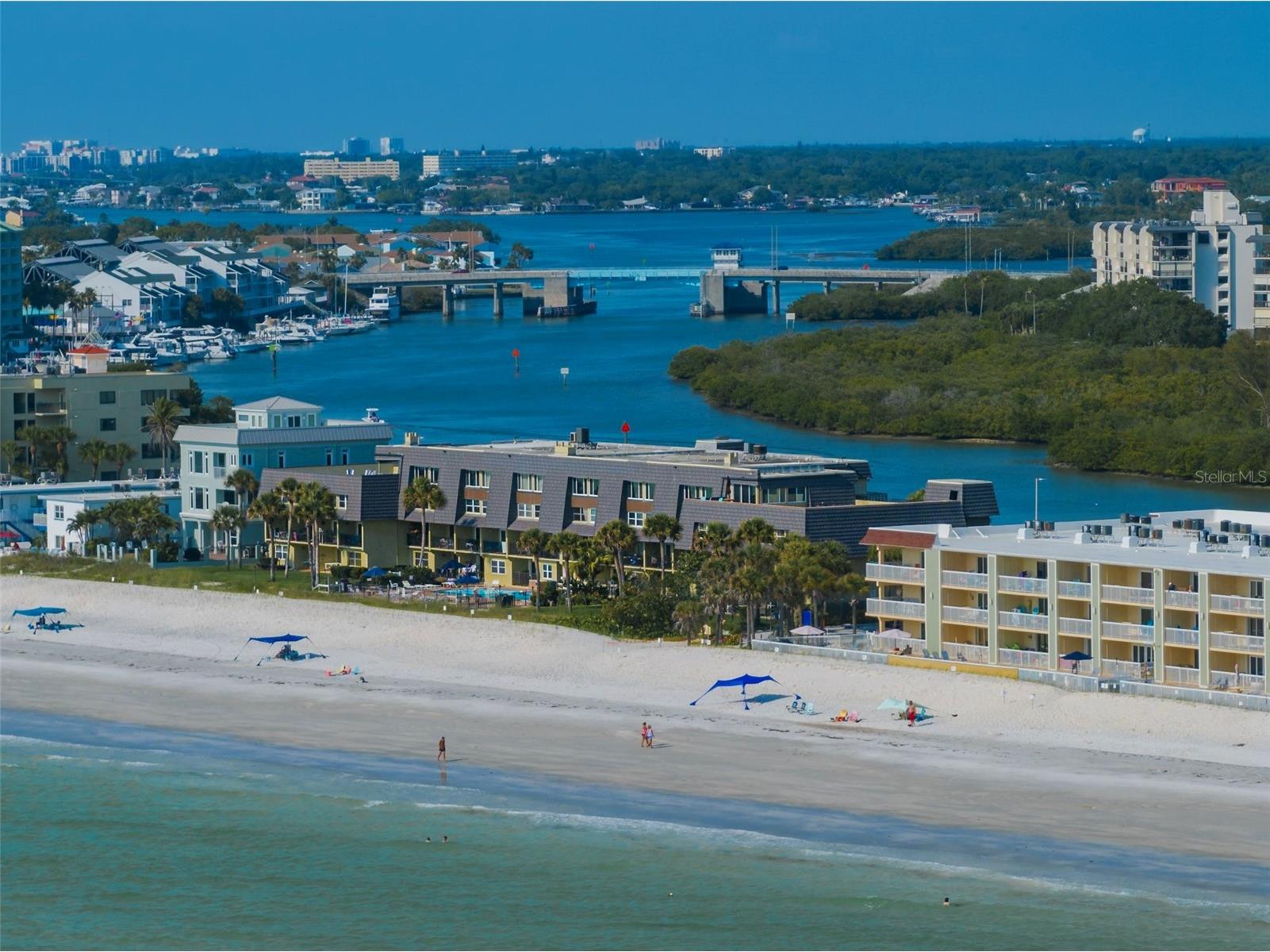 60 Gulf Boulevard #201 Indian Rocks Beach FL 33785 - GULF TB8472207 image7