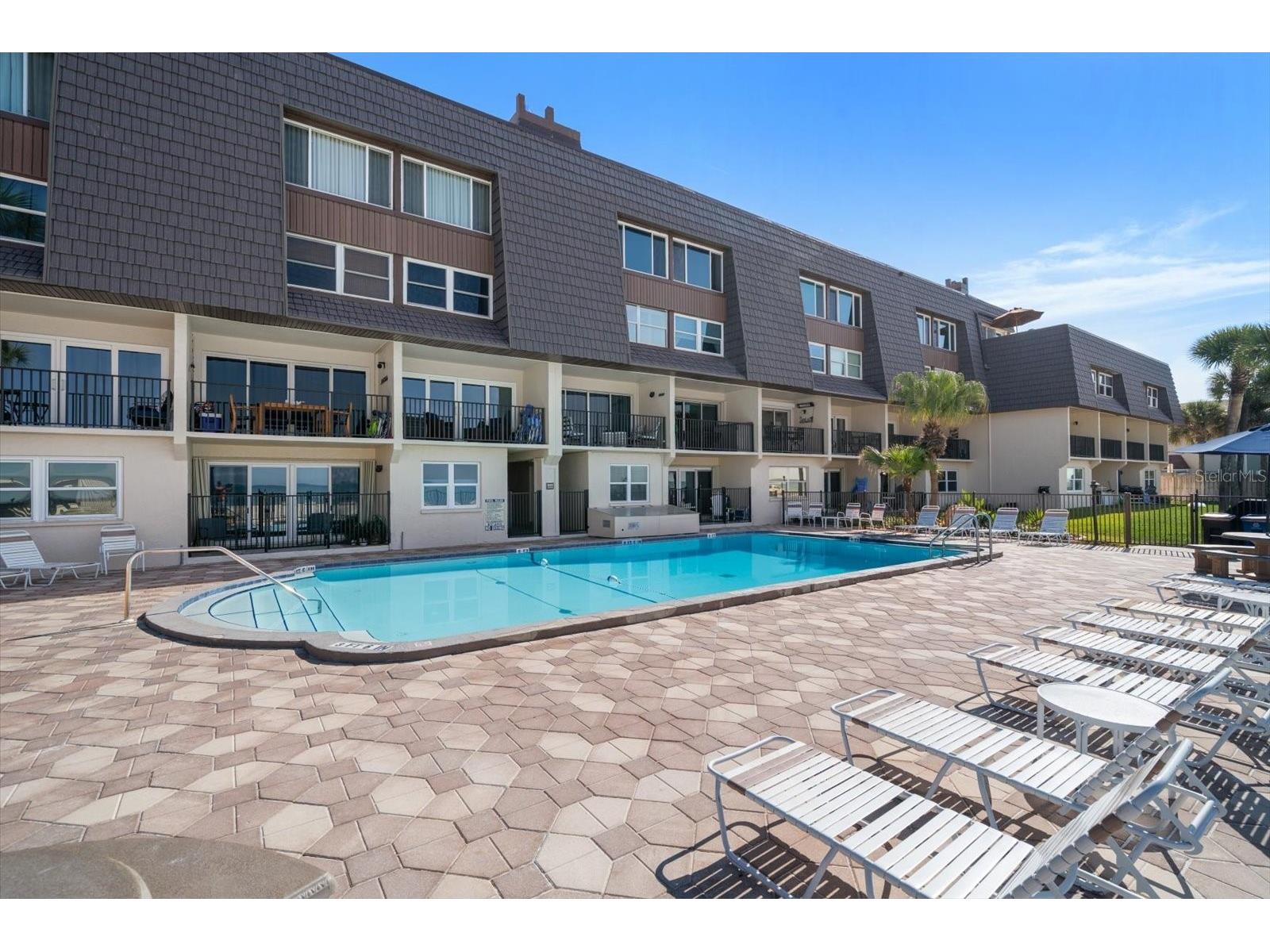 60 Gulf Boulevard #201 Indian Rocks Beach FL 33785 - GULF TB8472207 image8