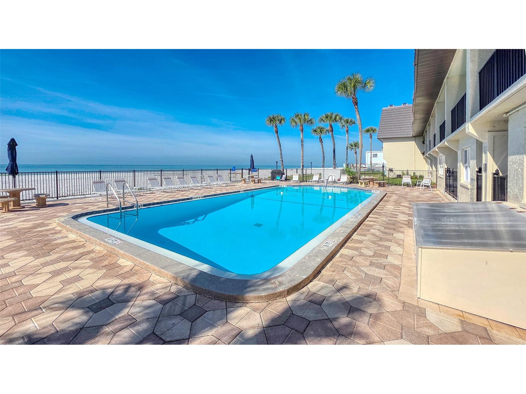 60 Gulf Boulevard #204 Indian Rocks Beach FL 33785 TB8464016 image27