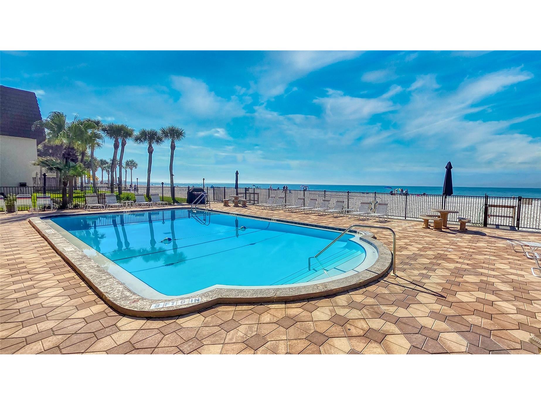 60 Gulf Boulevard #204 Indian Rocks Beach FL 33785 TB8464016 image28