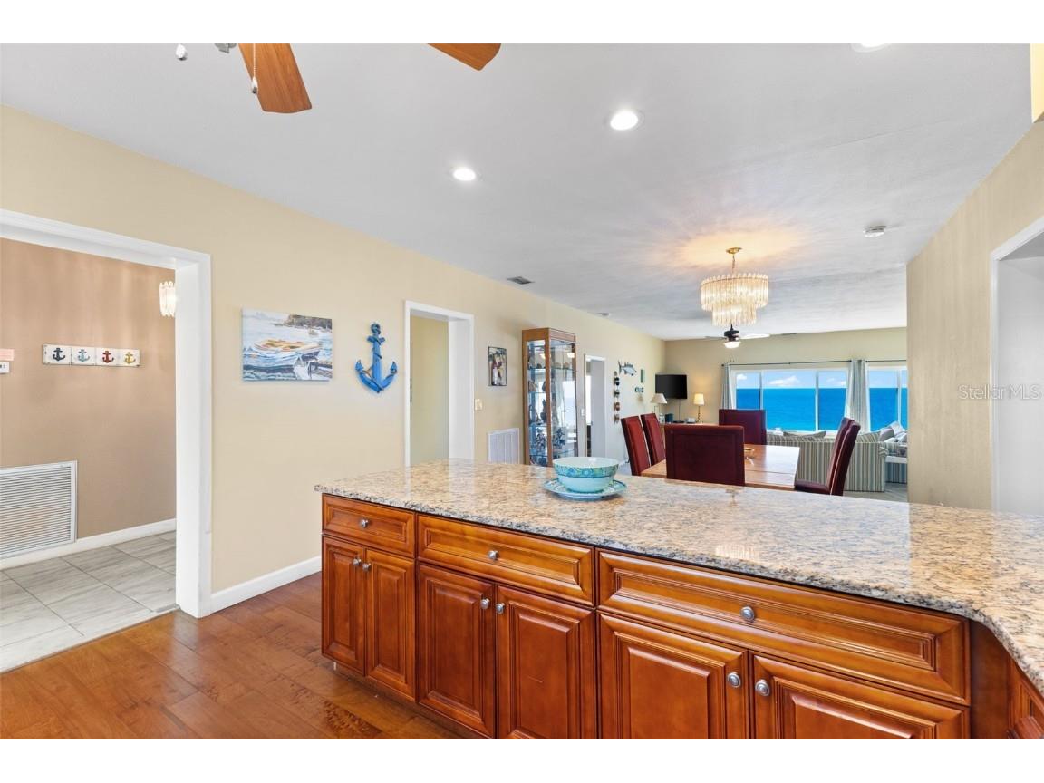 60 Gulf Boulevard #402 Indian Rocks Beach FL 33785 A4661758 image15