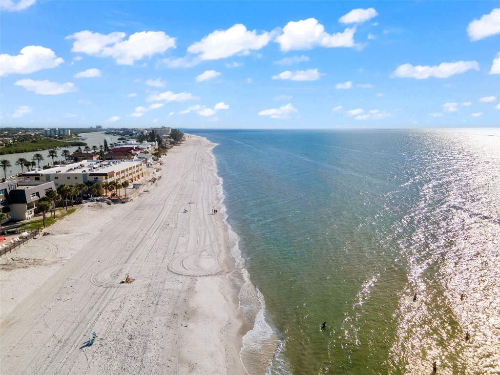 60 Gulf Boulevard #402 Indian Rocks Beach FL 33785 A4661758 image28