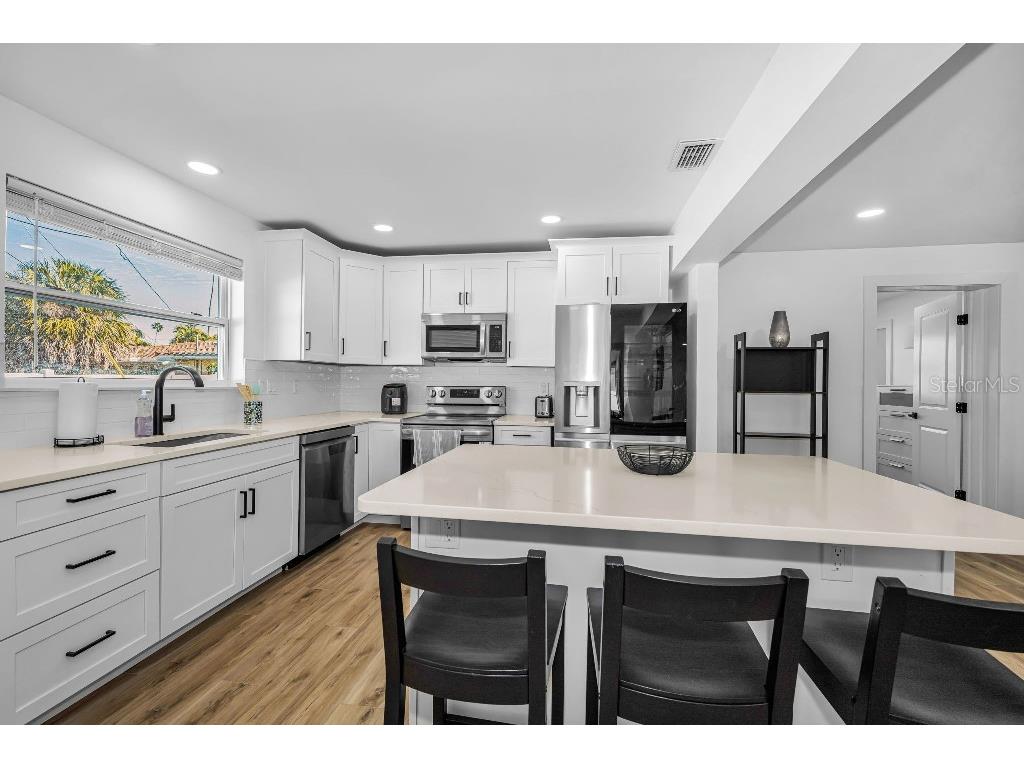 60 Kipling Plaza Clearwater Beach FL 33767 TB8468472 image13