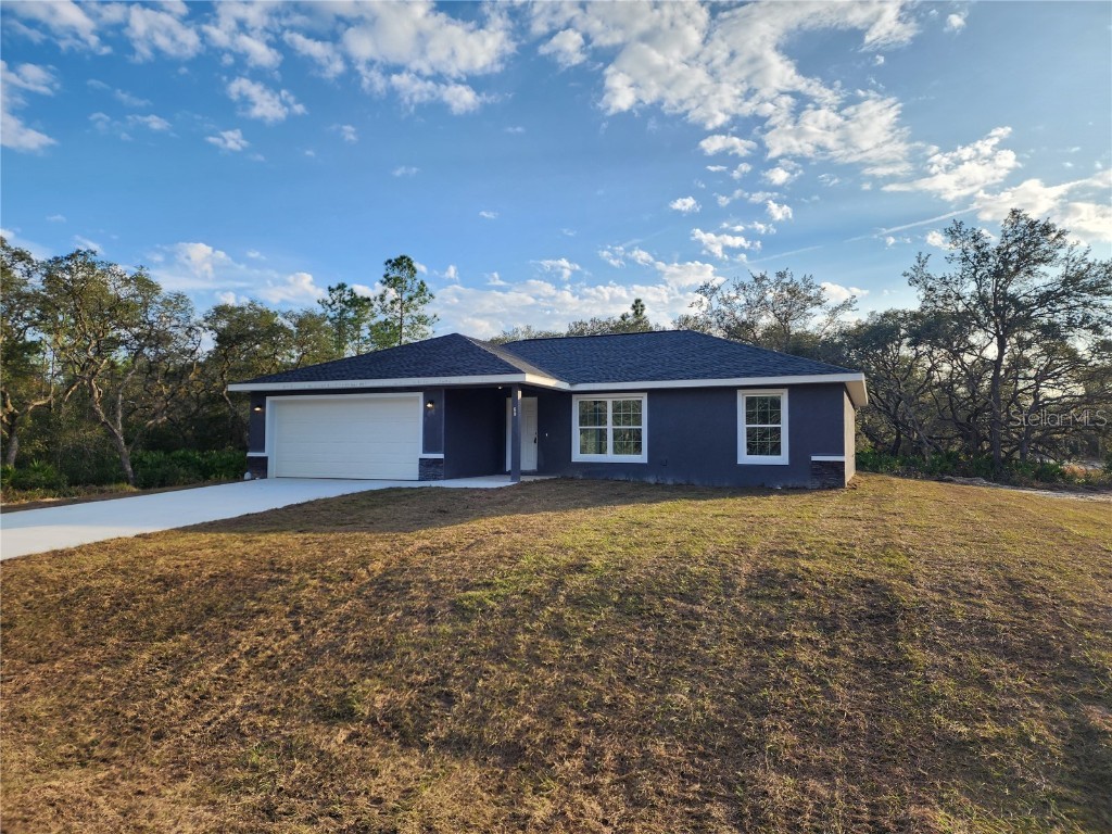 60 Malauka Lane Ocklawaha FL 32179 OM670732 image1